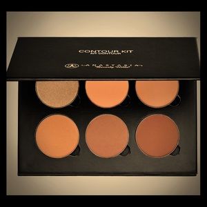 Anastasia Coutour Kit